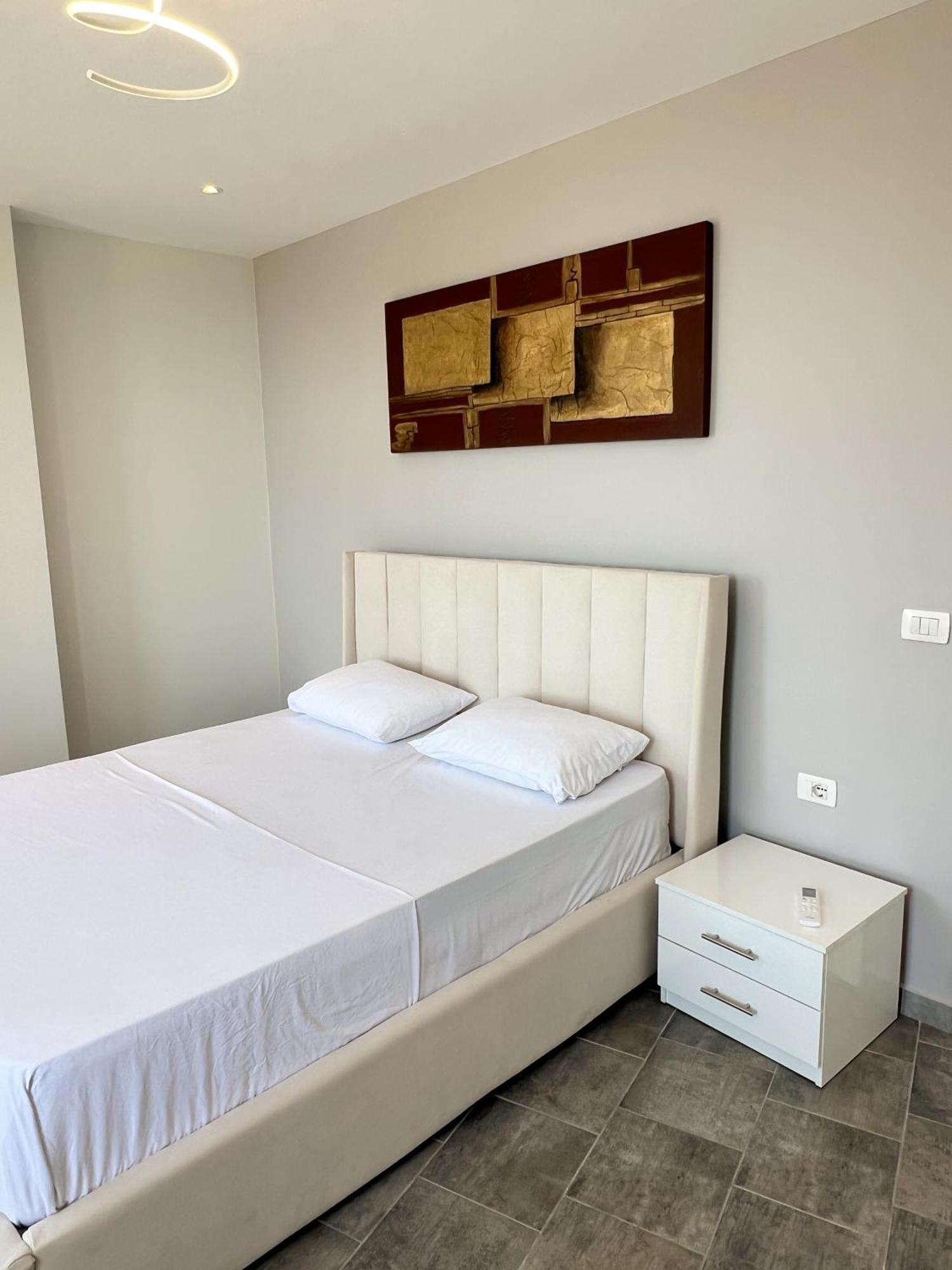 Sea View Apartments Durres Ngoại thất bức ảnh