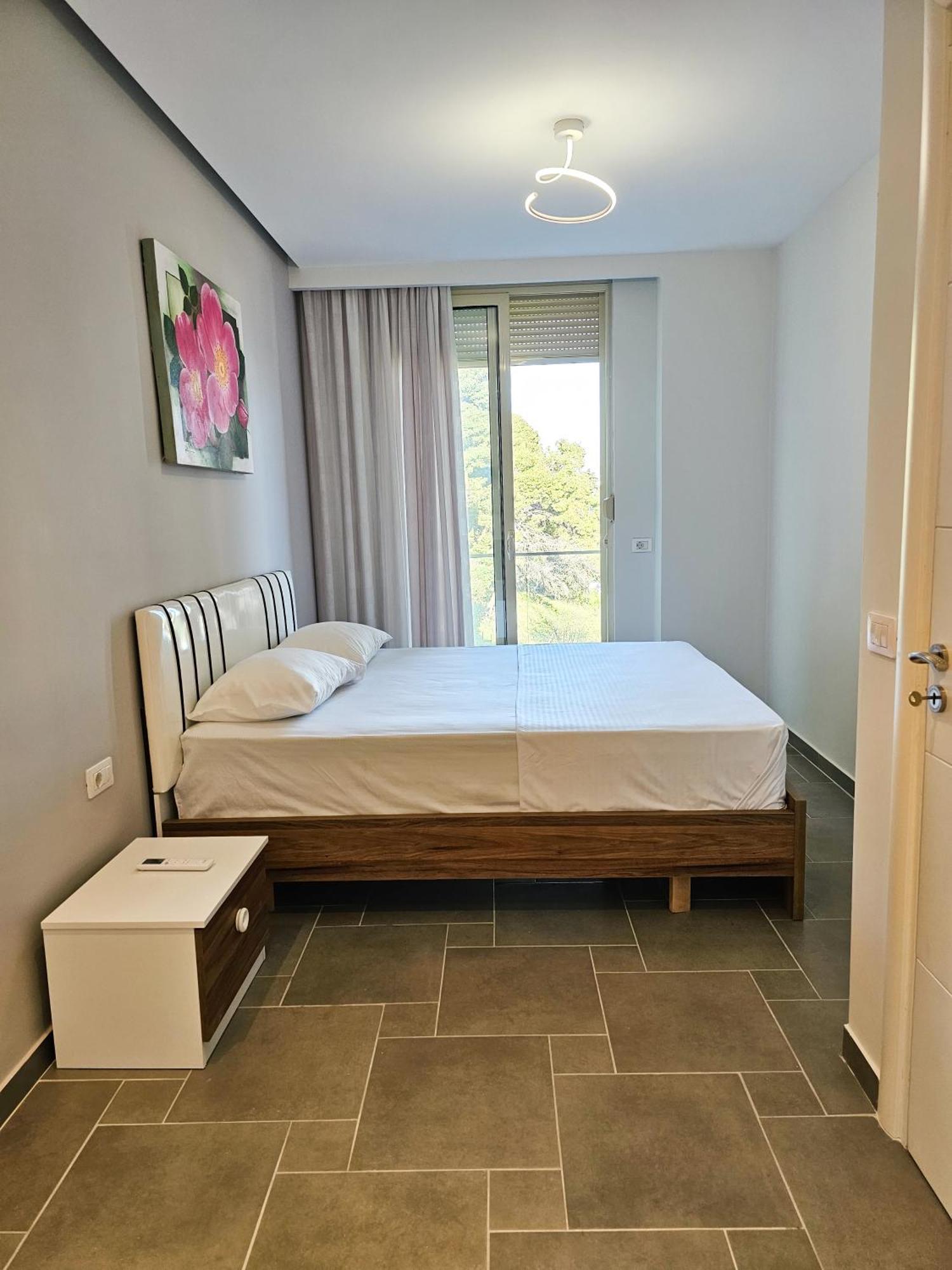 Sea View Apartments Durres Ngoại thất bức ảnh